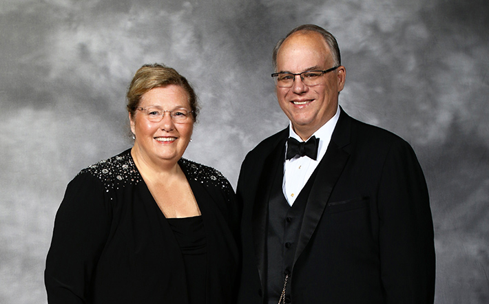 Portrait of Jeffrey Wonderling and his wife