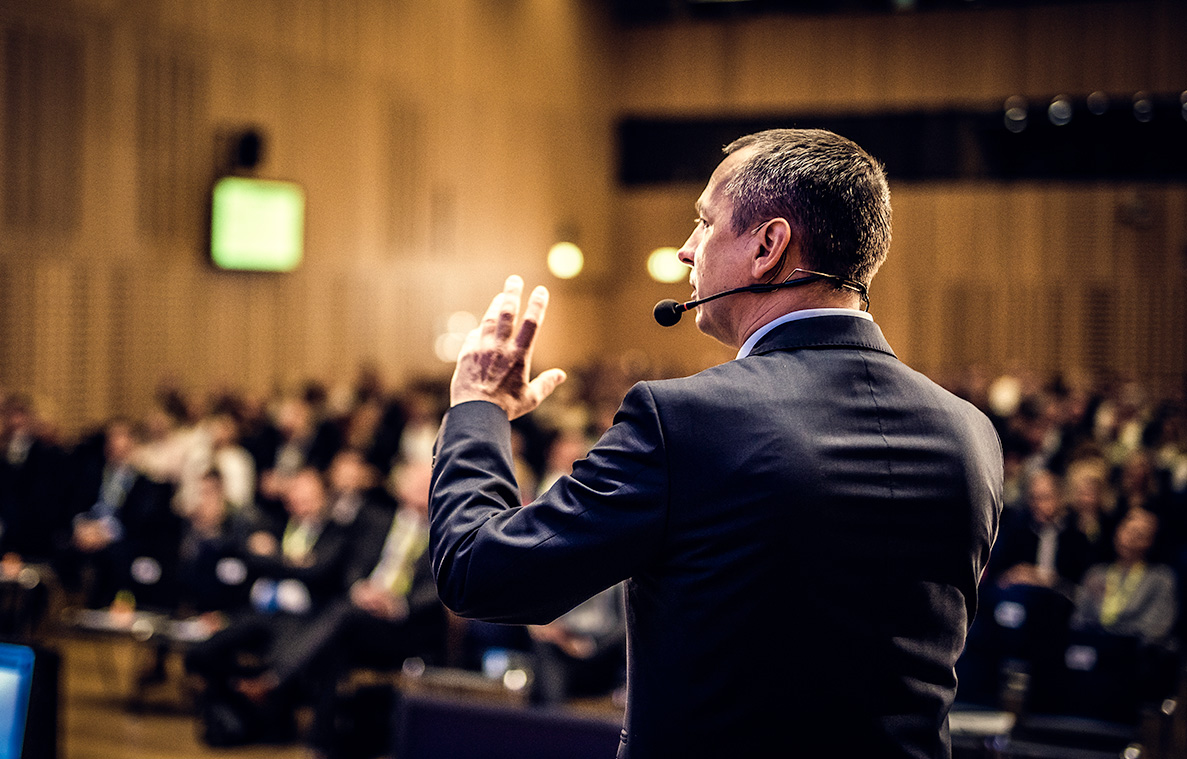 Man presenting to group